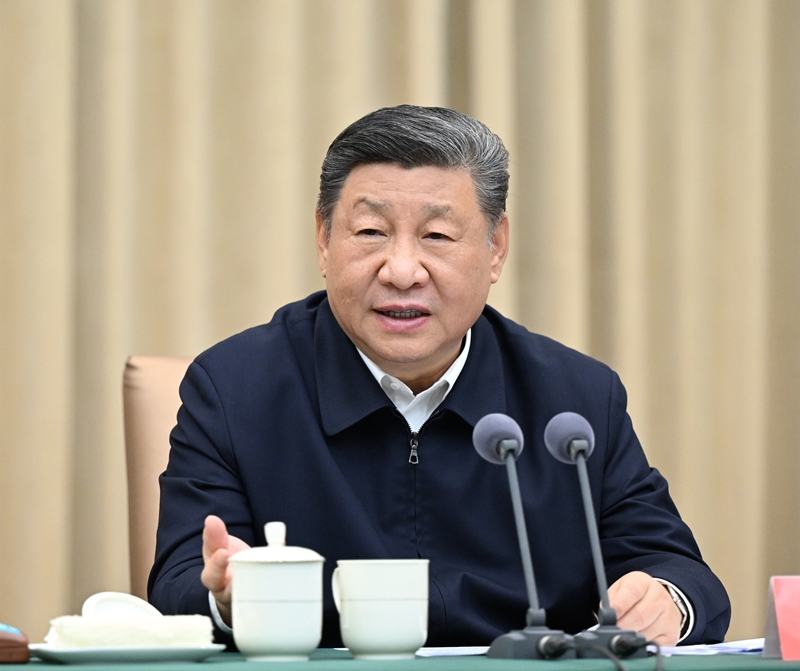 ??2月8日上午，中共中央總書記、國家主席、中央軍委主席習(xí)近平在吉林省長春市聽取吉林省委和省政府工作匯報(bào)，發(fā)表了重要講話。